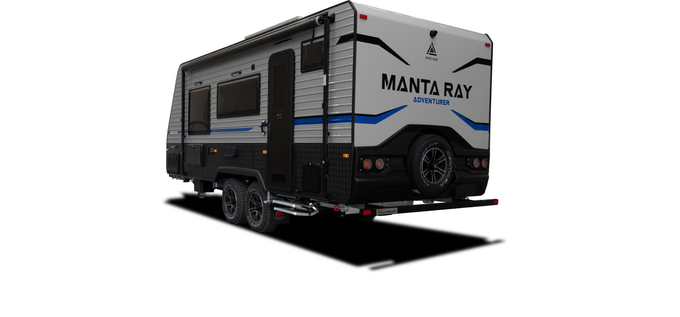 Manta Ray 18 Ft Adventurer Rear 3/4